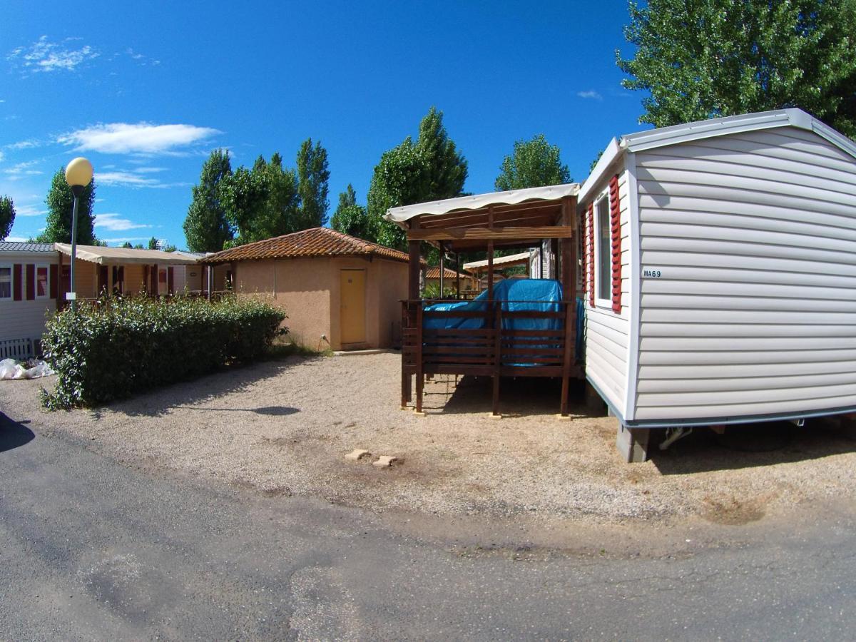 La Carabasse / Mazet 69 Vias Exterior foto